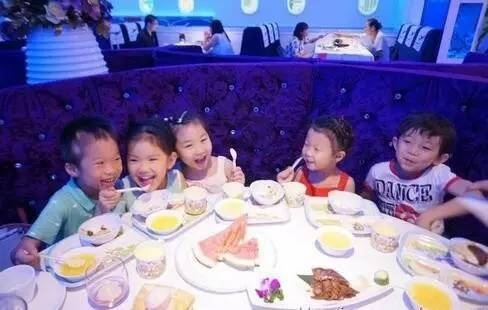 小孩多做什么餐饮好赚钱 适合小孩子做的生意