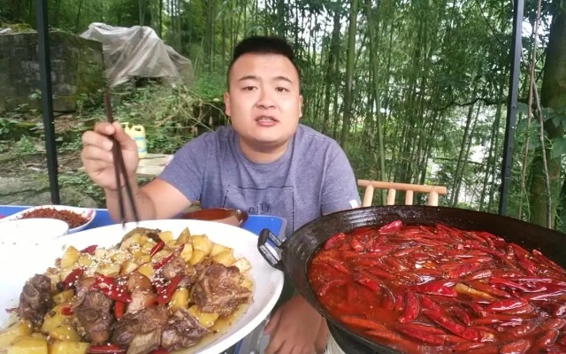 美食视频在家里做什么赚钱 做美食视频怎么赚钱