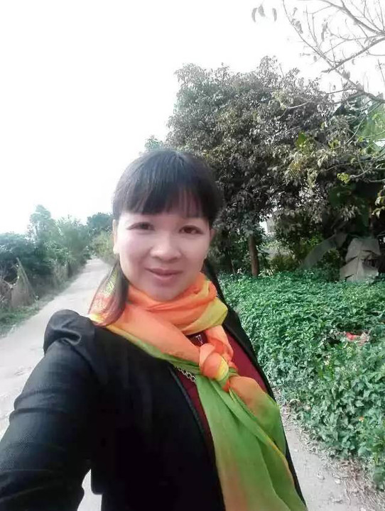 芳姐做什么赚钱