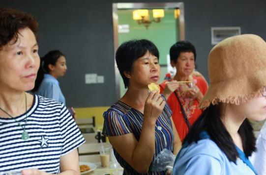 大学做什么美食赚钱，烹饪创业的绝佳路径