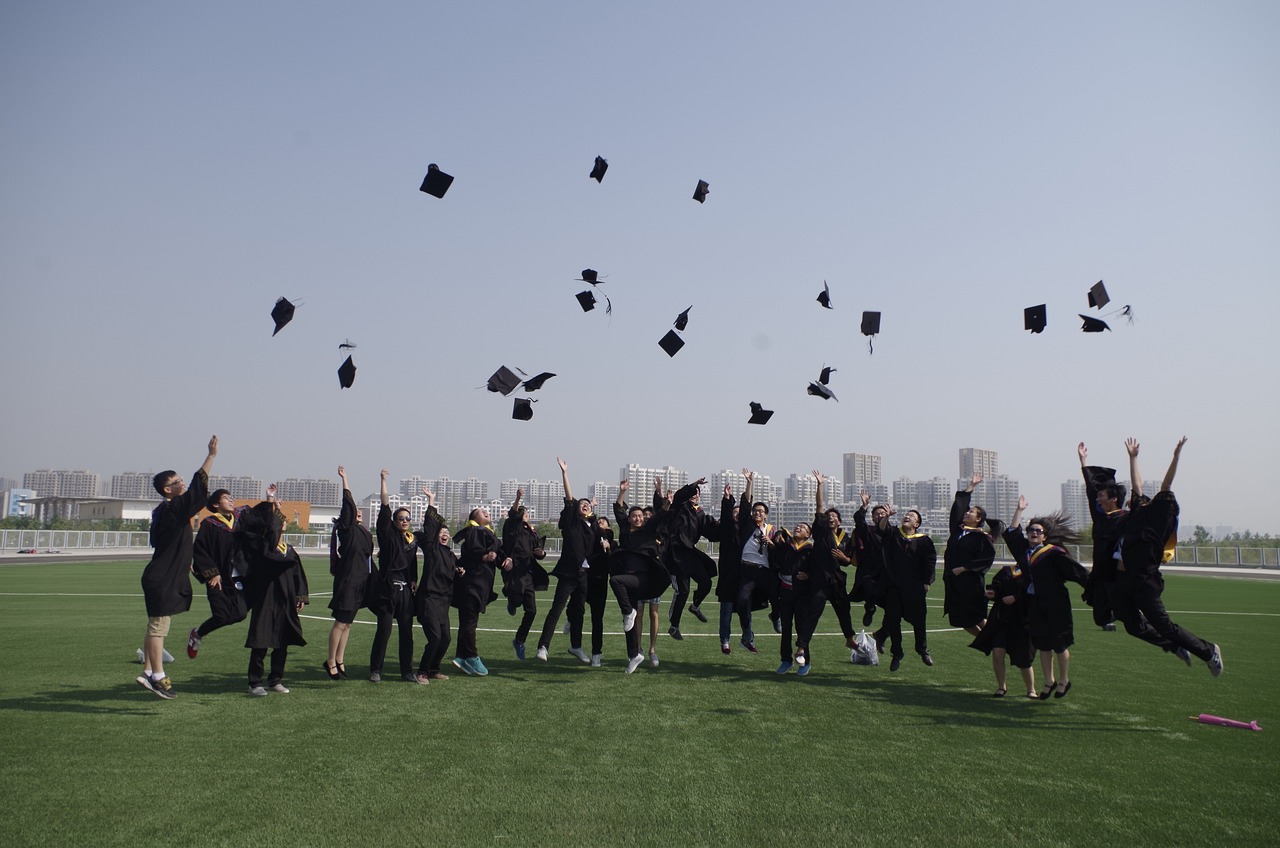 大学生回家创业优势有哪些