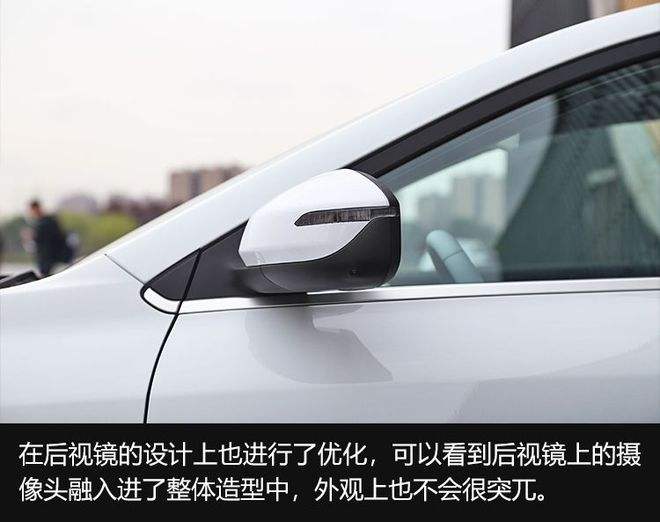 model3雨刷怎么用 model3如何关闭雨刷