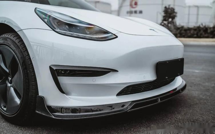 model3改装鲨鱼嘴 