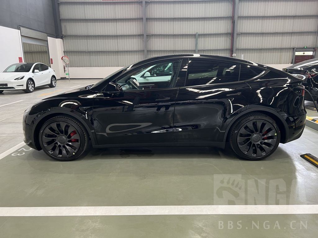 特斯拉modely黑车漆 特斯拉model 3黑色车漆