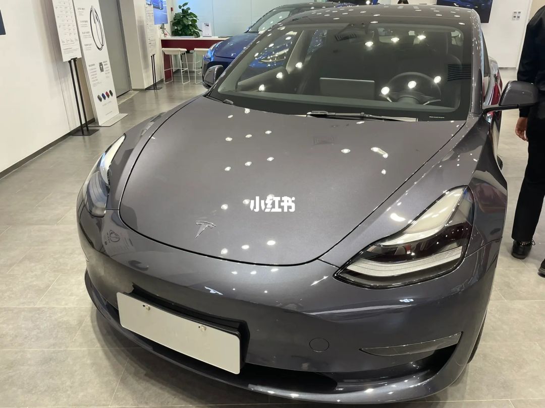 宝马新3还是model3 宝马3系对比特斯拉model3