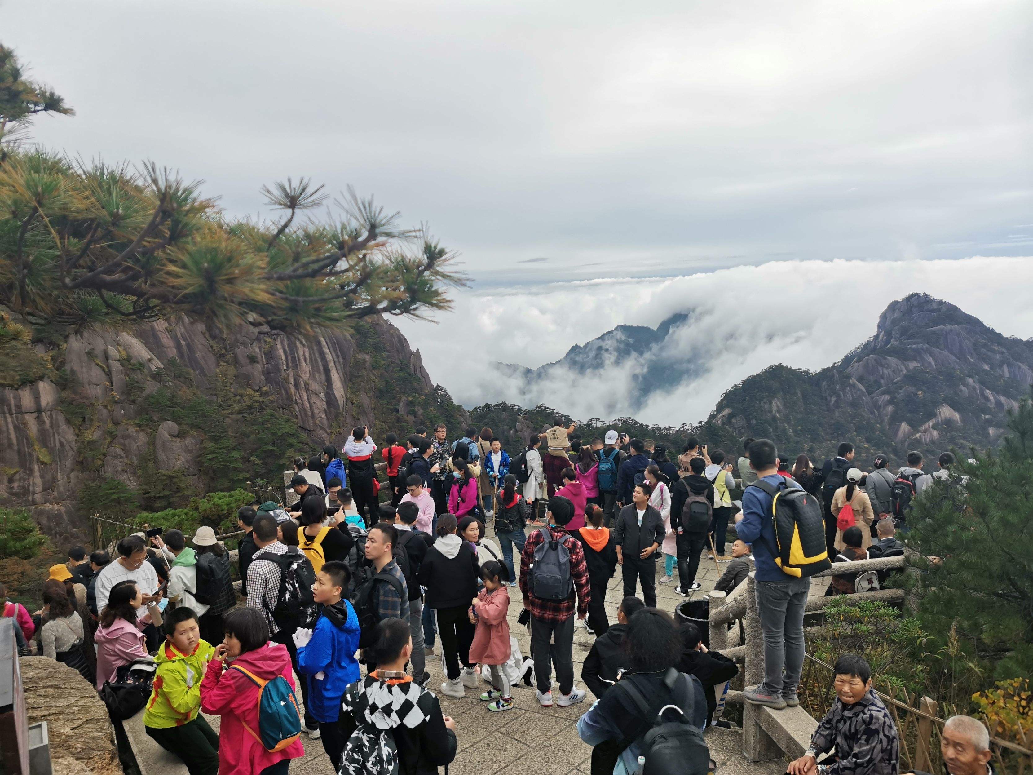 黄山那里有好玩的景点 黄山附近有什么好玩的景点