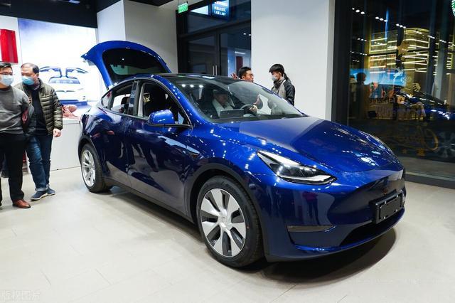 昆明特斯拉modely 昆明特斯拉model 3改色