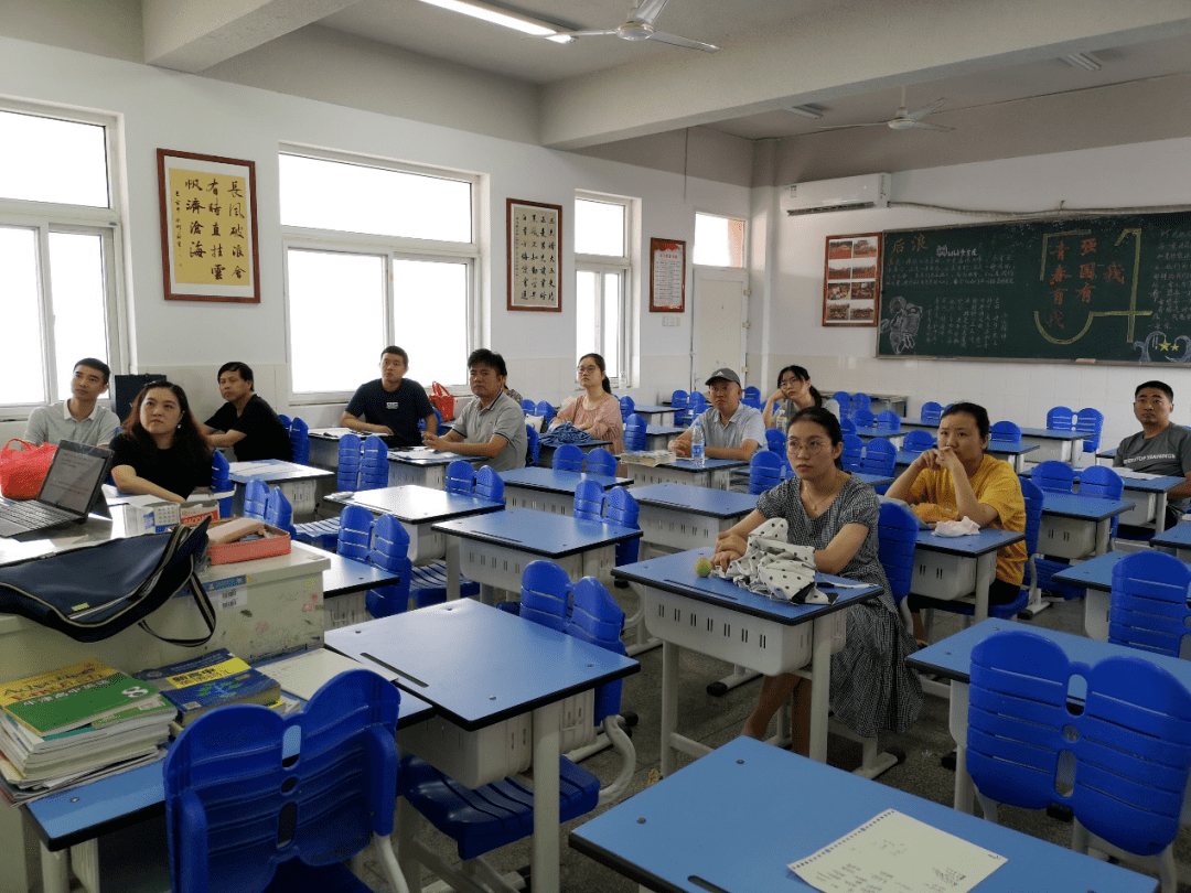 铜陵市编外合同制幼师 